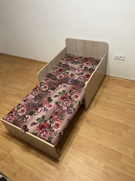 Выдвижная детская кровать