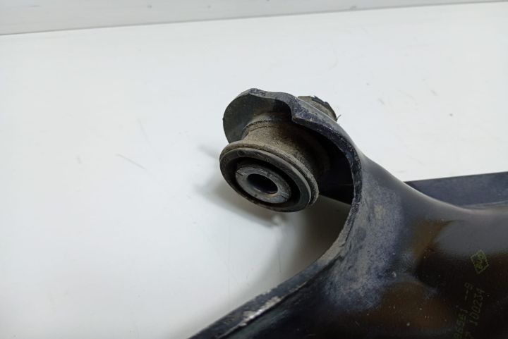 Brat suspensie bascula stanga 8200586561 Mercedes-Benz Citan W415 ser