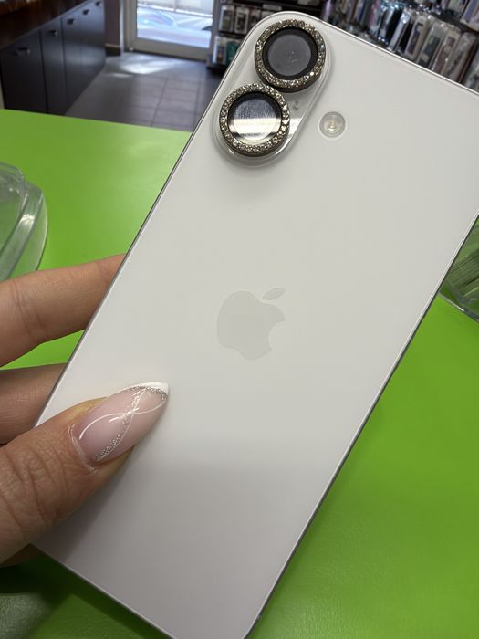 iPhone 17  256GB White