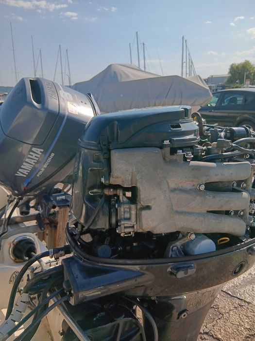 Двигател за лодка