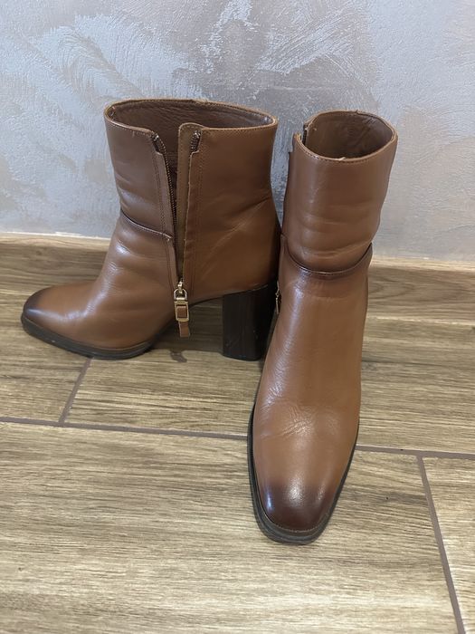 Ghete Massimo Dutti piele