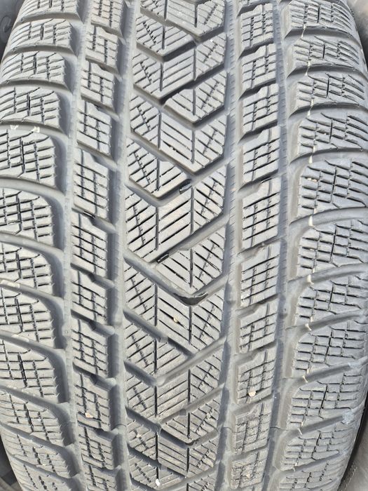 Зимни Гуми Спорт Пакет 275 45 21/315 40 21 Pireli  Scorpion