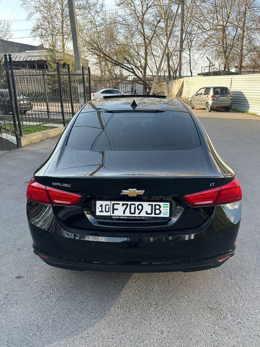 Малибу 2.4 атмосферный 2018 йил сотилади