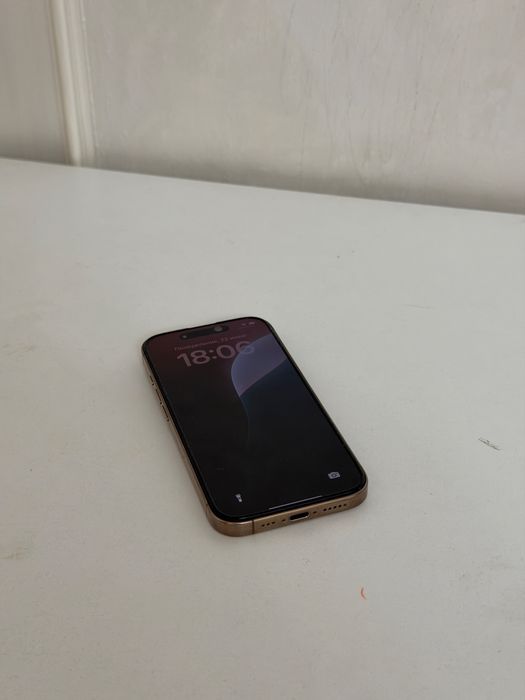 Iphone 16 pro.