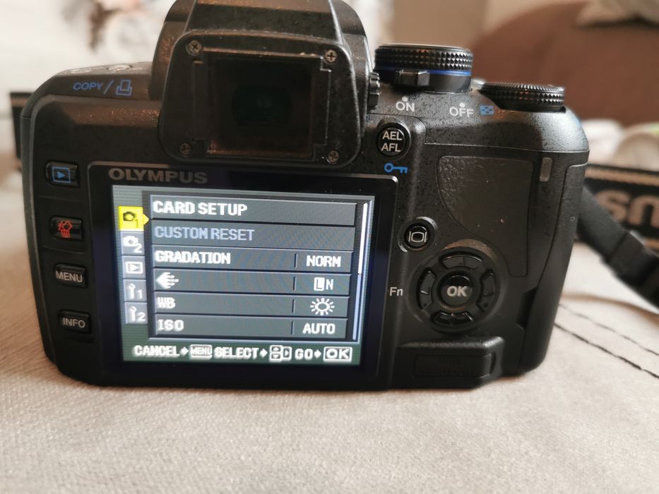 Aparat foto Olympus E420