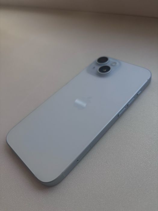 Iphone 15/256 гб аккумулятор 93