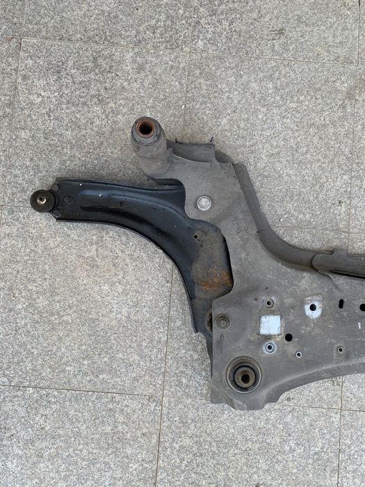 Cadru jug Scenic 3 Megane 3 Fluence fata. OEM stare f buna!