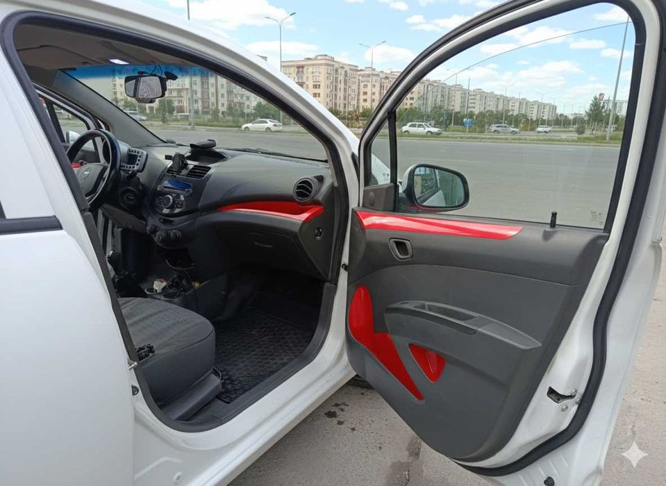 Спарк 1.2л. 3 позиция 2011 года в добрые руки, ездили аккуратно