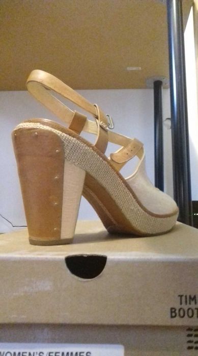 Чисто нови оригинални сандали Timberland - естествена кожа и лен