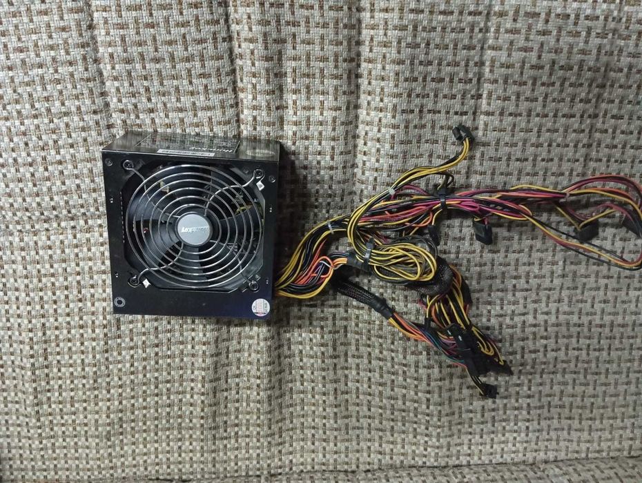 блок питания 600W