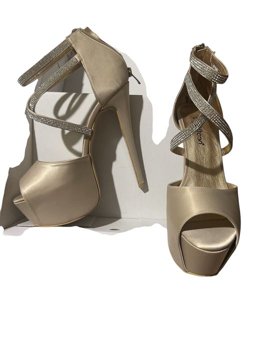 Сандали платформа