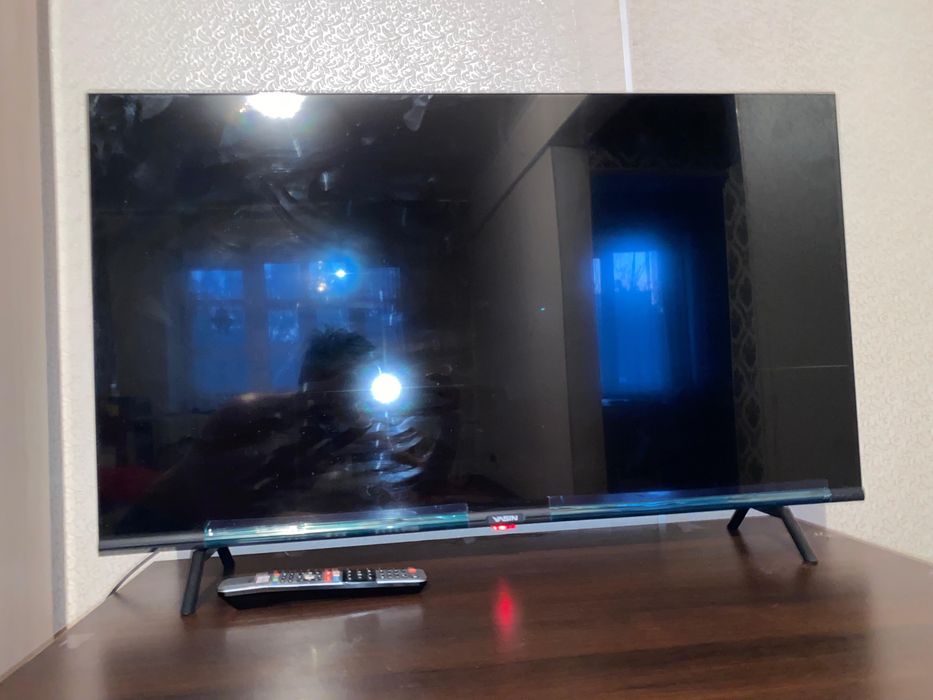 Продам Телевизор Yasin LED-40G7 40" 101см SMART