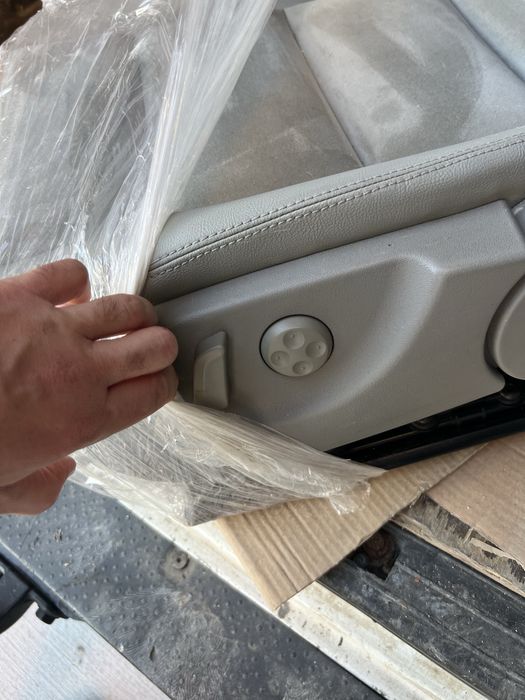 Предни седалки за audi a4 b6/7 кабрио