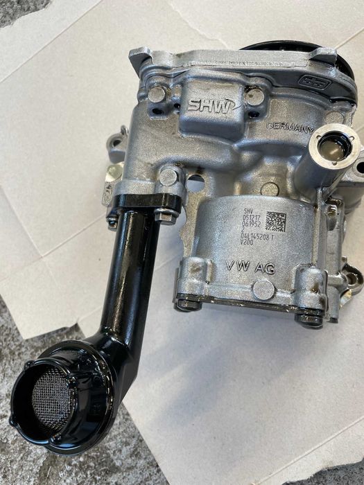 Маслена помпа за Skoda, Volkswagen, Seat, Audi, 04L145208T