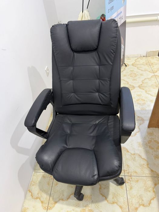 Комплект офисные кресла столы стулья