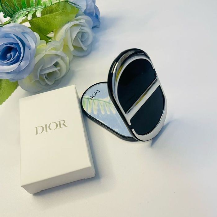 Зеркальце Dior на телефон