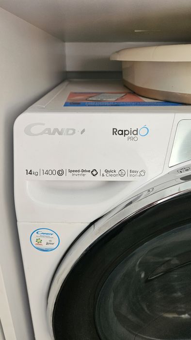 Mașina de spălat rufe