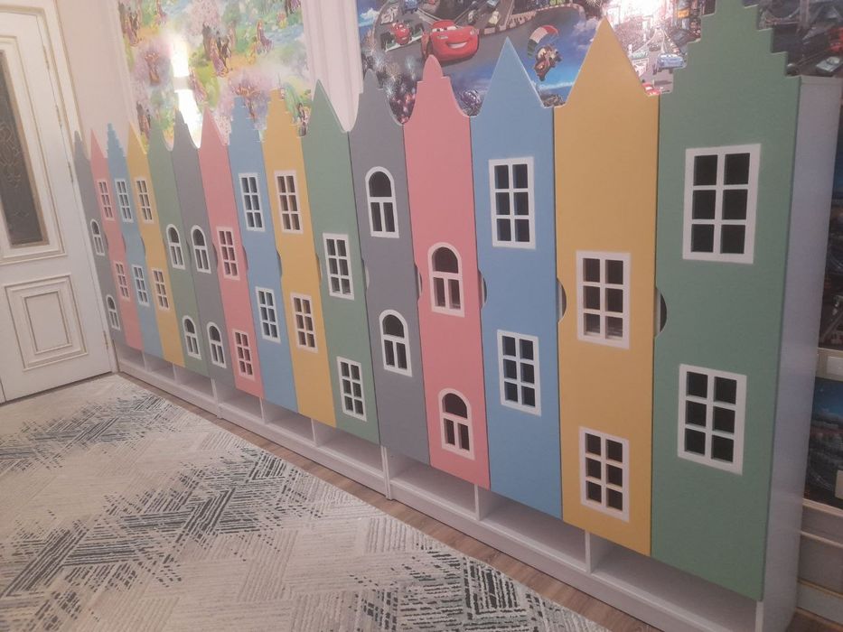 bolalar uchun kiyim javonlari