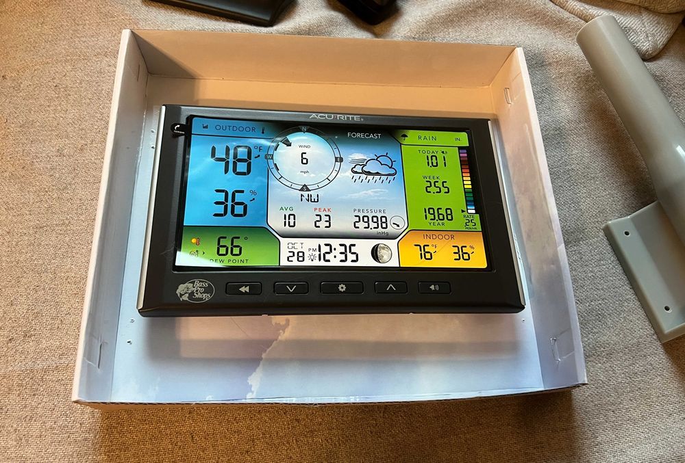Statie meteo profesionala AcuRite 5 in 1 noua completa