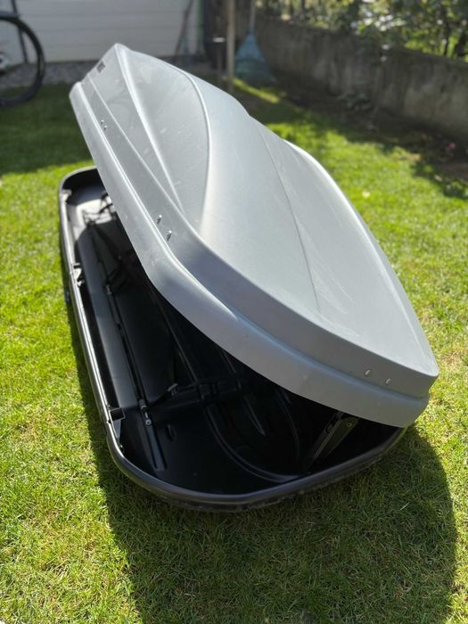 set thule: cutie portbagaj, bare transversale si picioare de prindere
