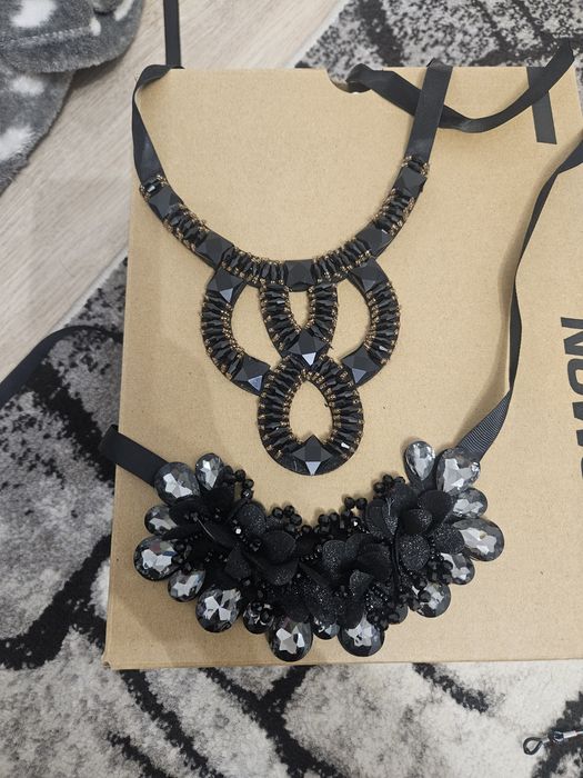 Accesoriu camasa-rochii