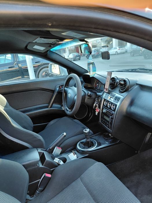 Продавам Hyundai Coupe FX 2.0 2002