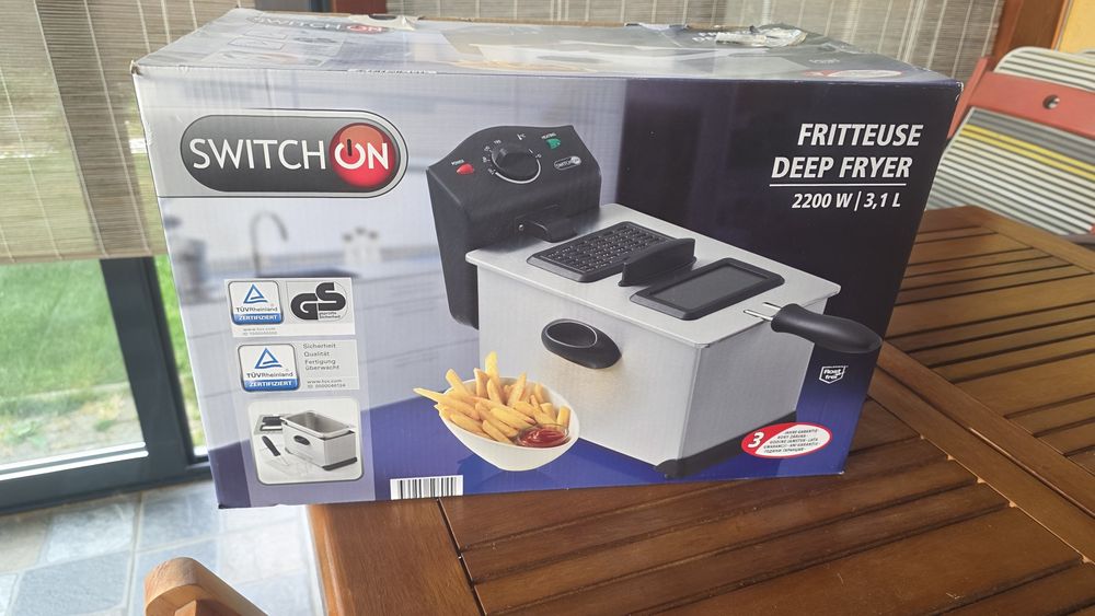 Friteuză din oțel, de 3.1litri, Switch On