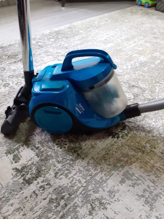 Пылесос Tefal со съемной кружкой