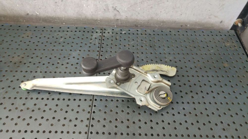 Macara geam dreapta spate fiat sedici 189