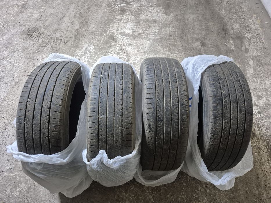 Продам комплект покрышки Р18