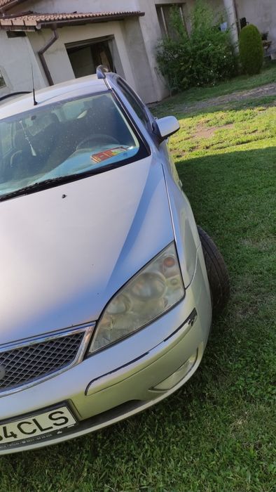 Vând Ford Mondeo