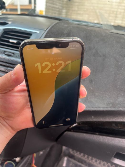 Продам 12 про на 128