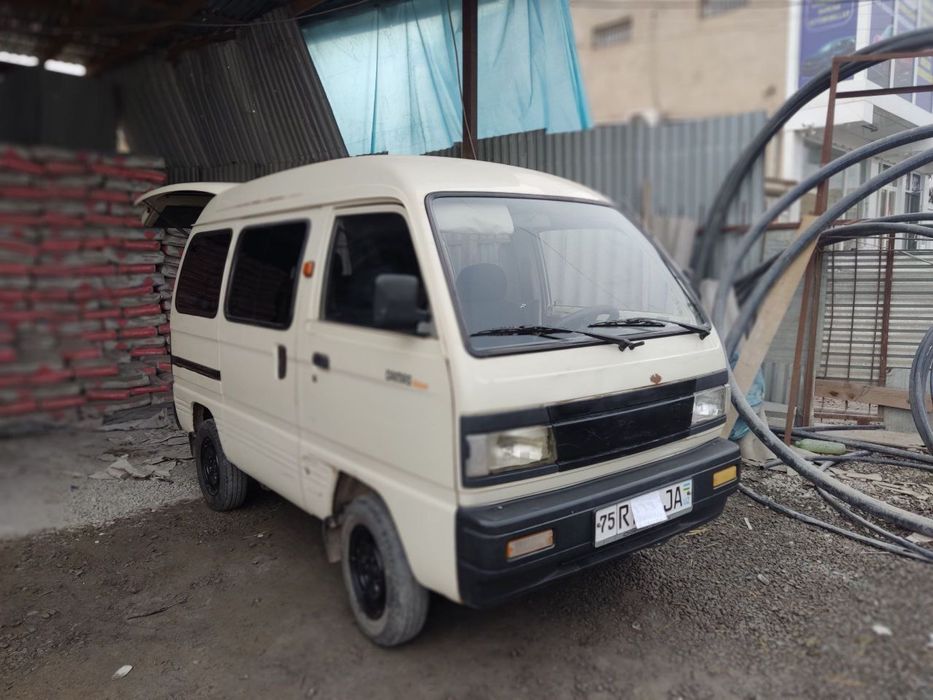 Damas sotiladi srochno