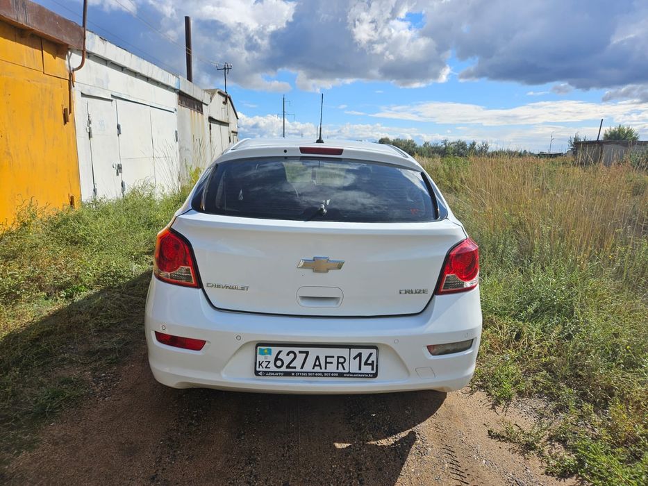 Продам автомобиль Chevrolet Cruze