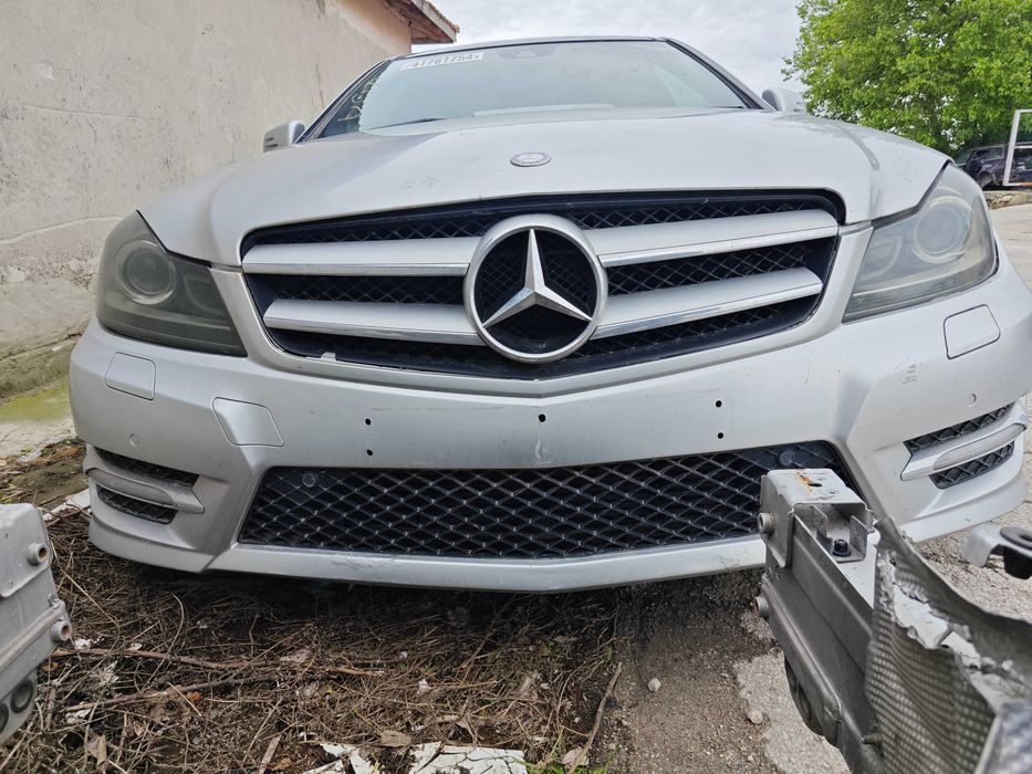 TOP! на части Mercedes C204 W204 2 врати купе Мерцедес C класа AMG