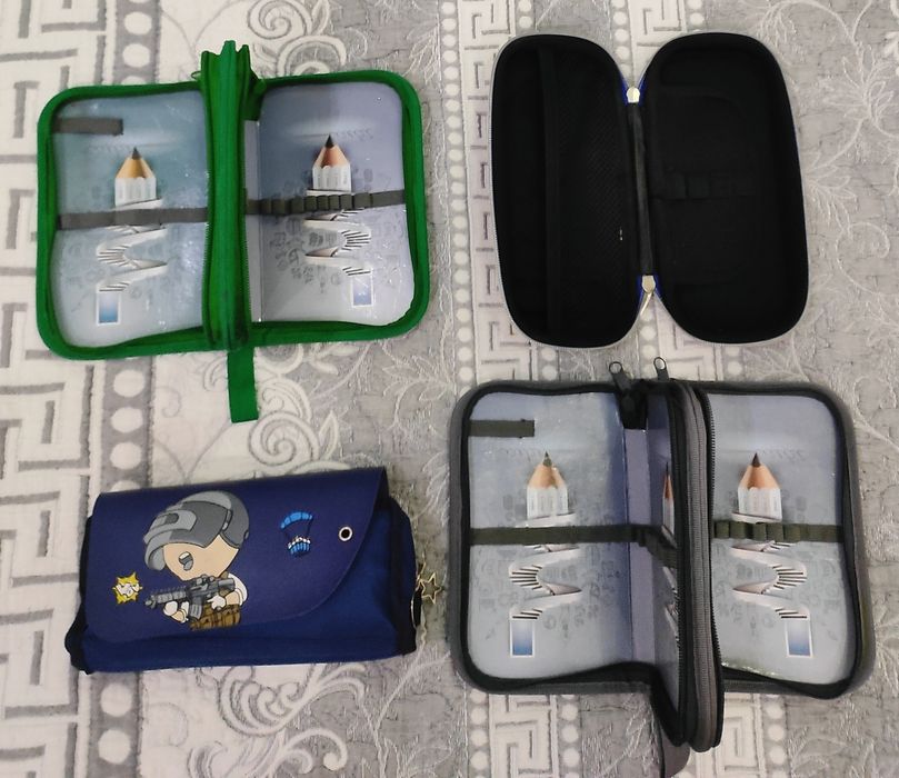 Продаются пеналы в хорошем состоянии.любой 25000