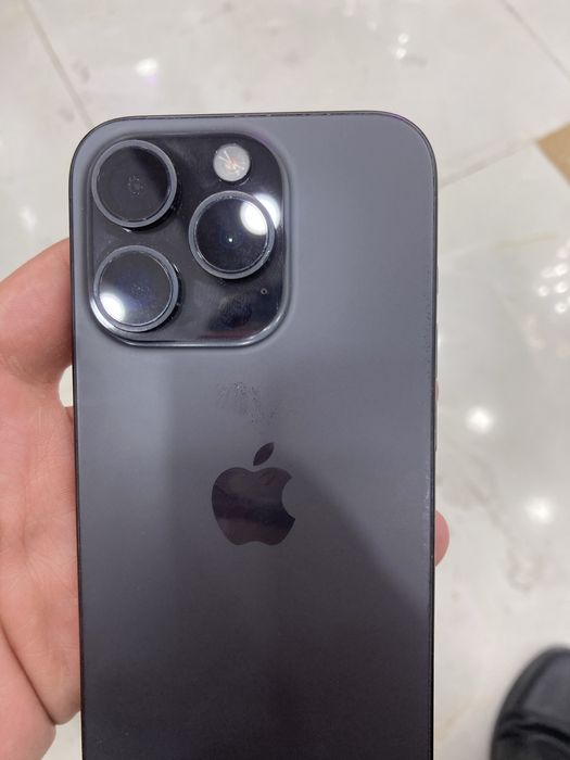 Iphone 15 pro  без ремонта