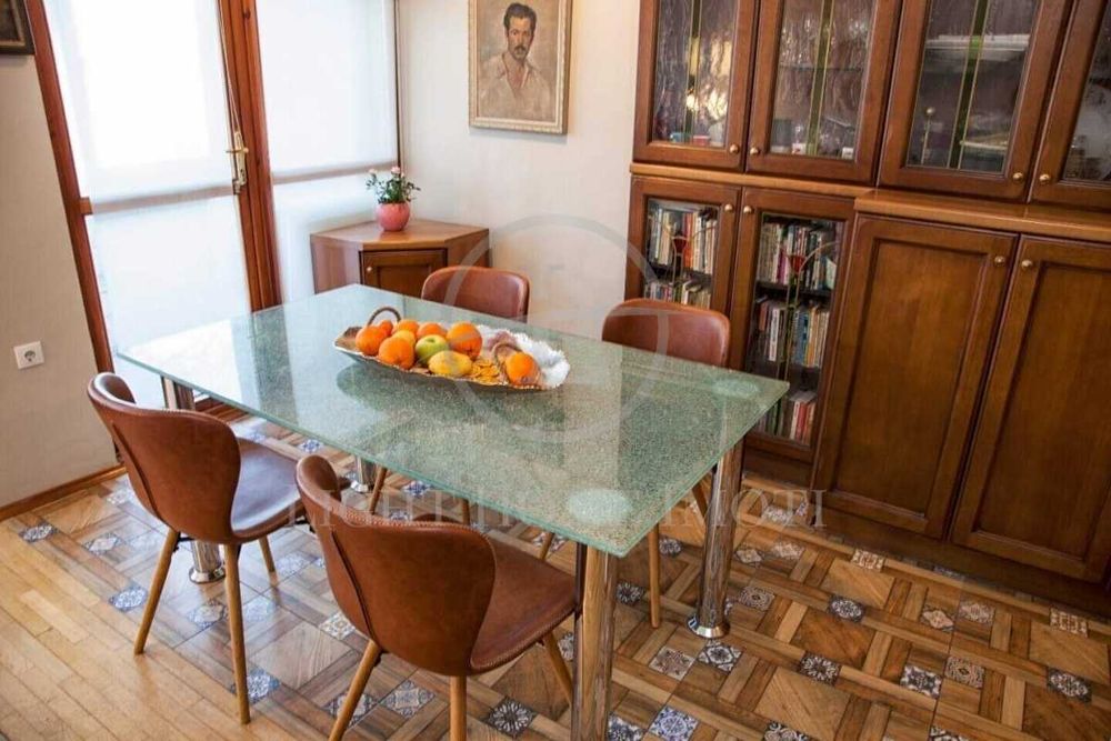 Продава се Тристаен апартамент в Пловдив, Кършияка - 92 кв.м за 2664 €/кв.м - Снимка #3