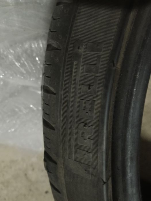 Шины летние 245/40R19