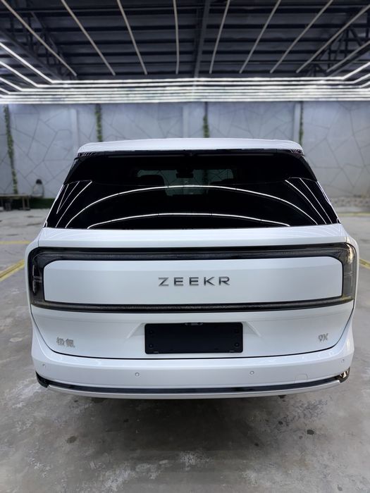 Zeekr 9X ULTRA 70kv nomizga chiqadi