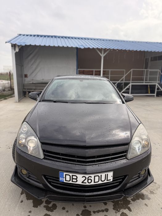 Opel Astra GTC 2007 – 1.6 benzină – look OPC