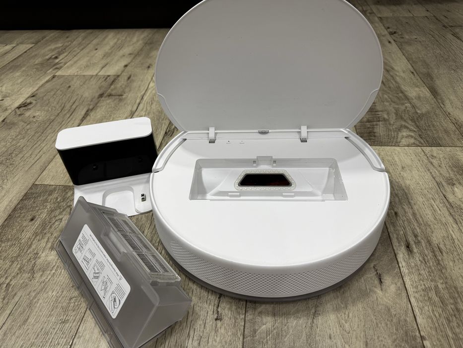 Продам робот-пылесос Mi Robot Vacuum-Mop 2 Lite