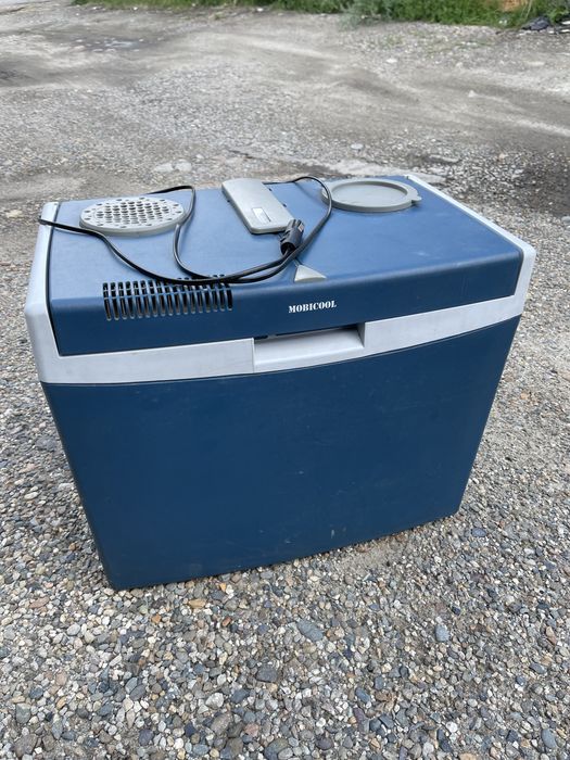 Автомобильный холодильник