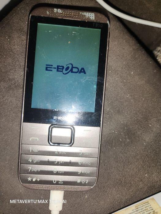 Vând telefon E-boda perfecta stare de functionare