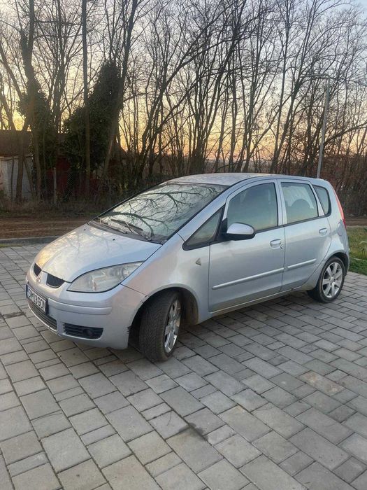 Inchiriez auto pentru Glovo, Bolt, Uber, Tazz. Livro, food delievery