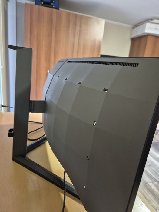 Олед монитор Philips evnia 34 инча QD OLED Ultrawide
