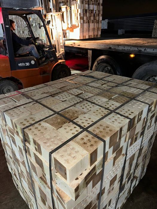 Пишган ва хом гиштларимиз М75 дан то М150 Маркагача мавжуд  сиз истага