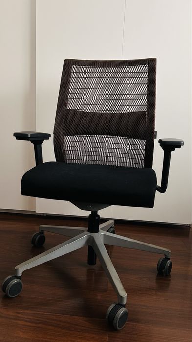 Scaun ergonomic birou Steelcase Think