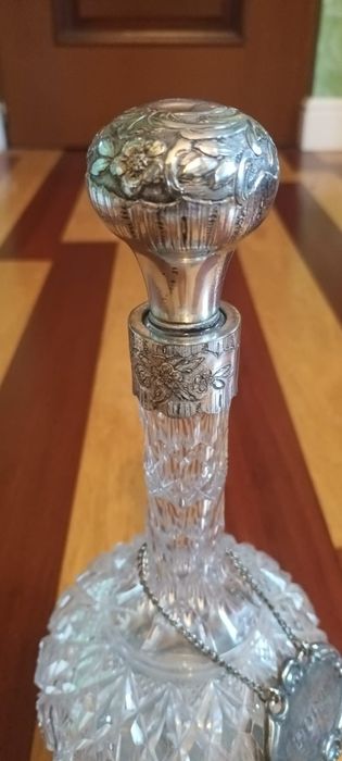 Sticla veche din cristal și metal Argintat!