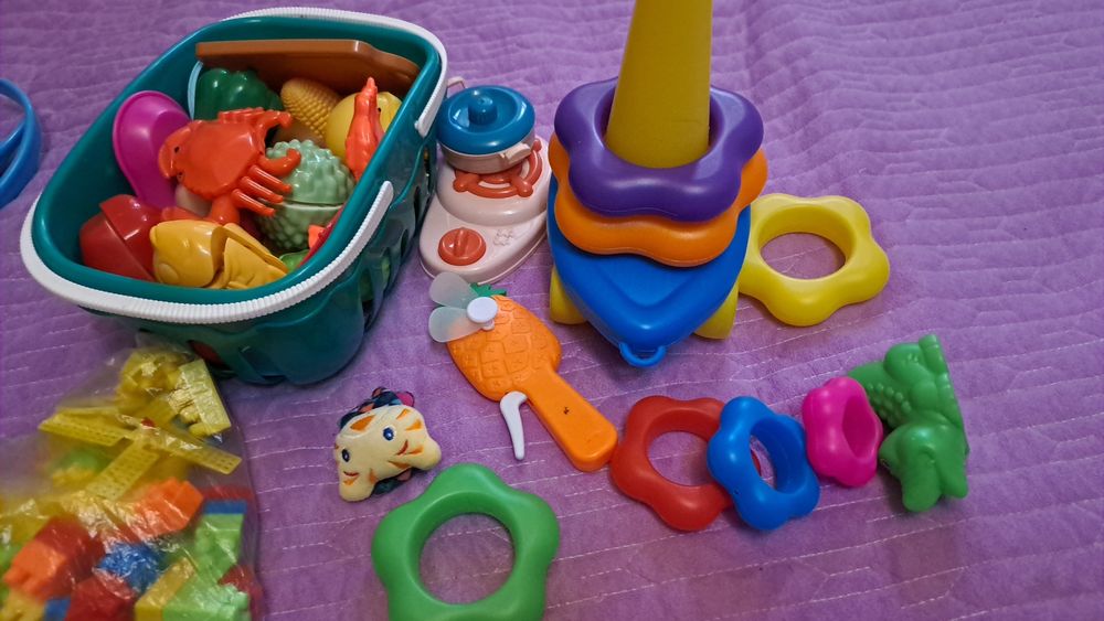 Развивающие игрушки новые и в отличном состояние